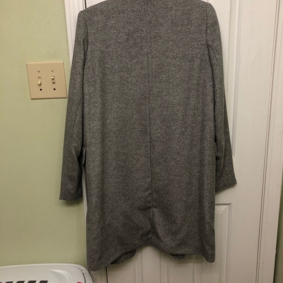 H&M Coat - Picture 2 of 4